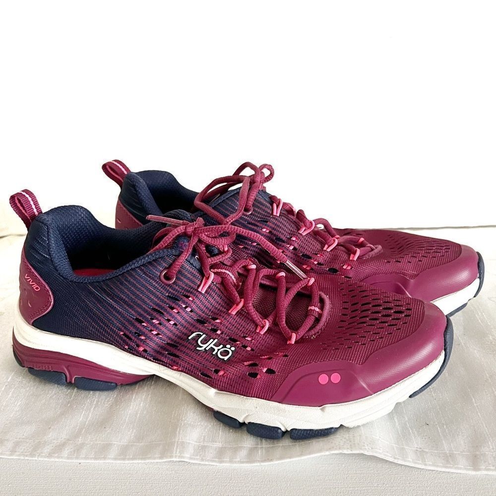 Ryka vivid RZX Aquatic training shoes Raspberry Size Woman’s Sz 8 M